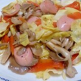 簡単☆安うま魚肉ソーセージと野菜の炒め物